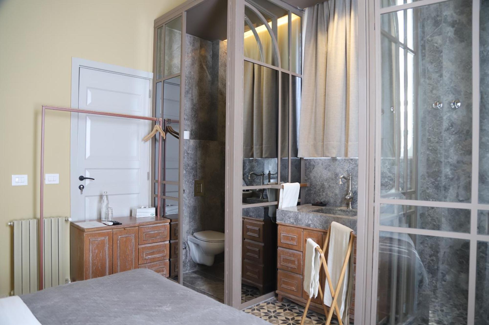 Hotel Lost Gemmayzeh Beirut Ngoại thất bức ảnh